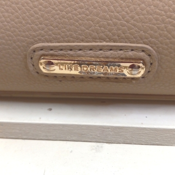 VEGAN Like Dreams EUC Everywhere Bag PVC Leather Handbag Wooden Handle… - Picture 2 of 13